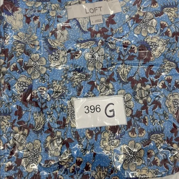 LOFT Blue Floral Blouse - Picture 11 of 11